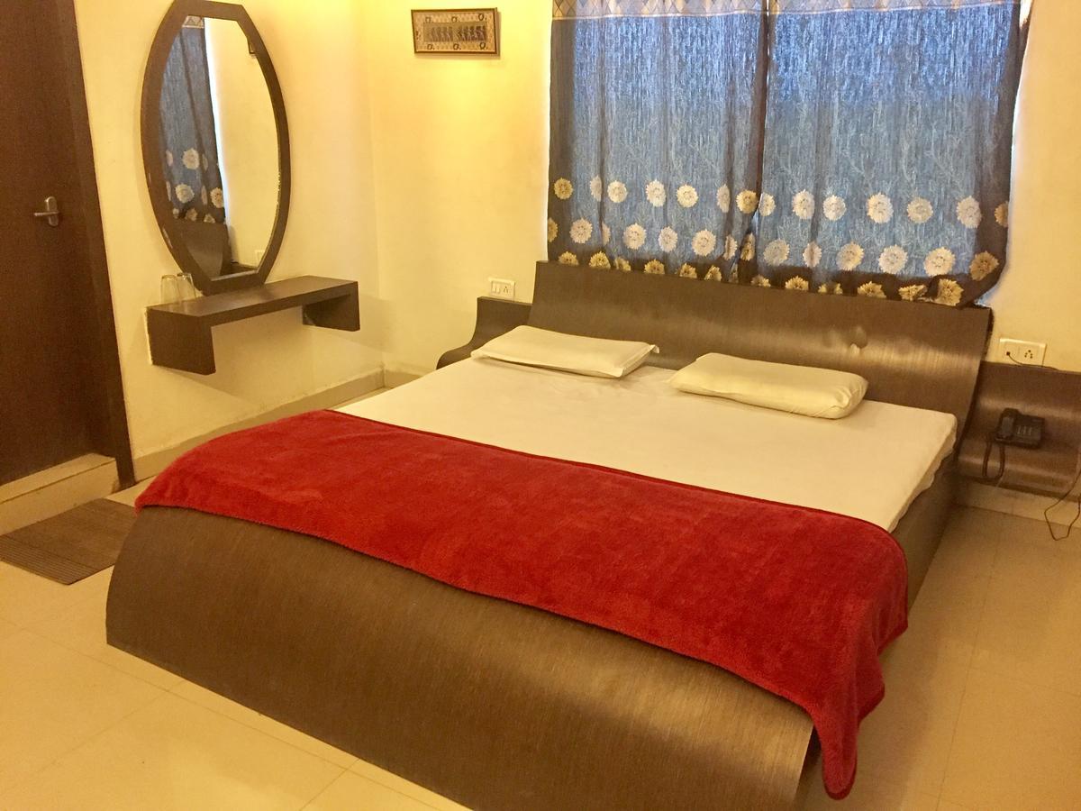 Hotel Shiva Sehore Kültér fotó